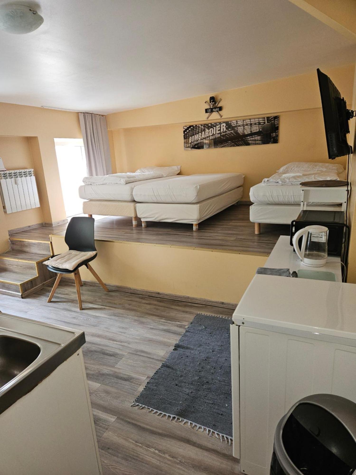 Pension 11 Apartments By Lorenc 베를린 외부 사진